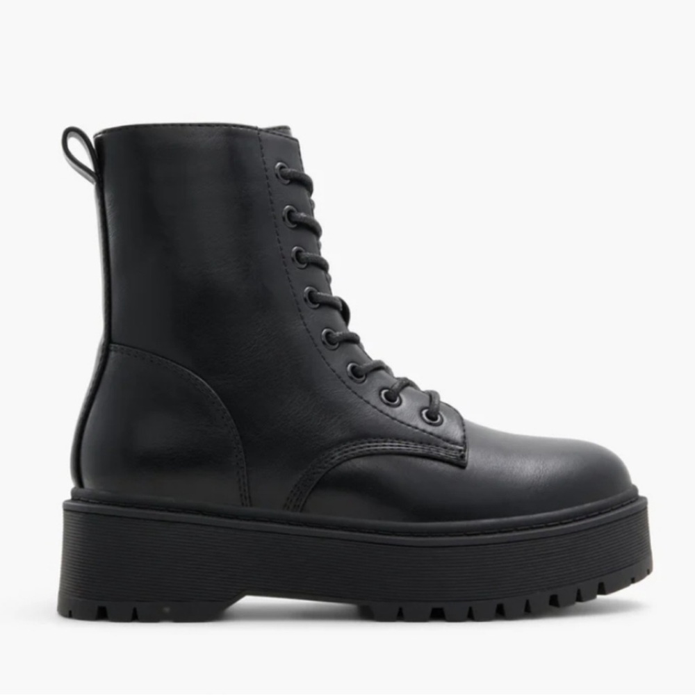 Call it Spring Jaydn Platform Combat Boots 7.5 Black Vegan Leather